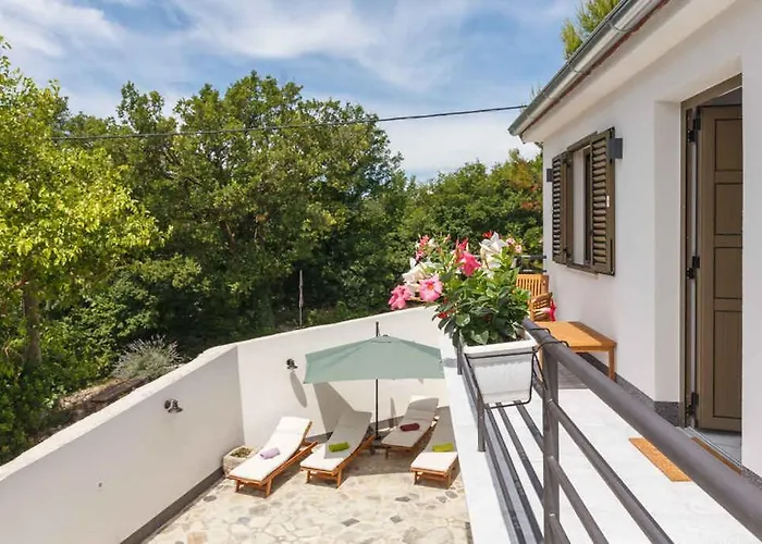 Holiday home Unit_type_terraced_house With Pool 55425